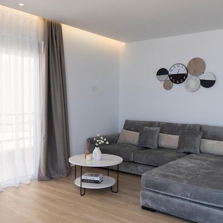 Mateo Apartments Sarandë エクステリア 写真