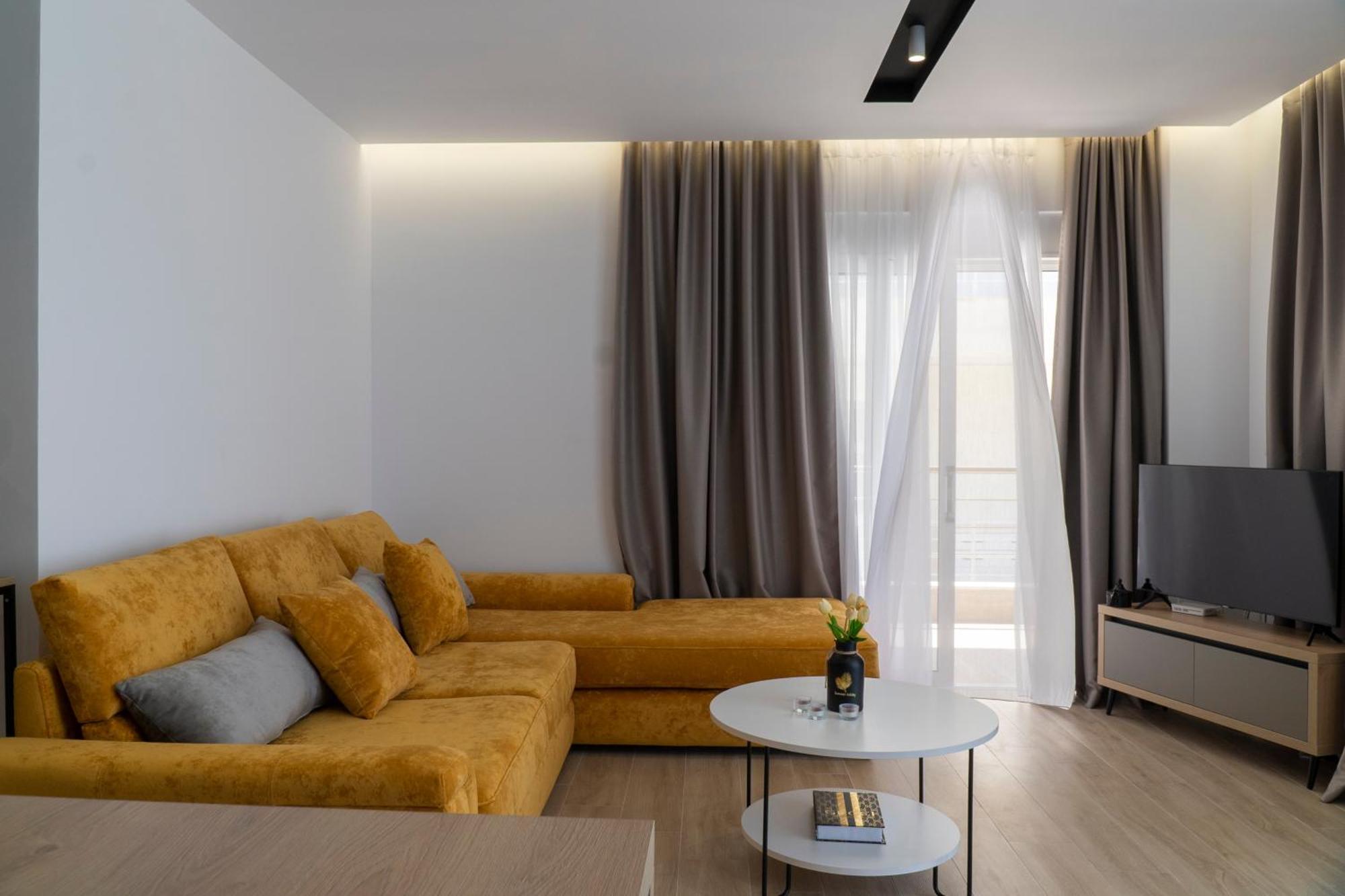 Mateo Apartments Sarandë エクステリア 写真