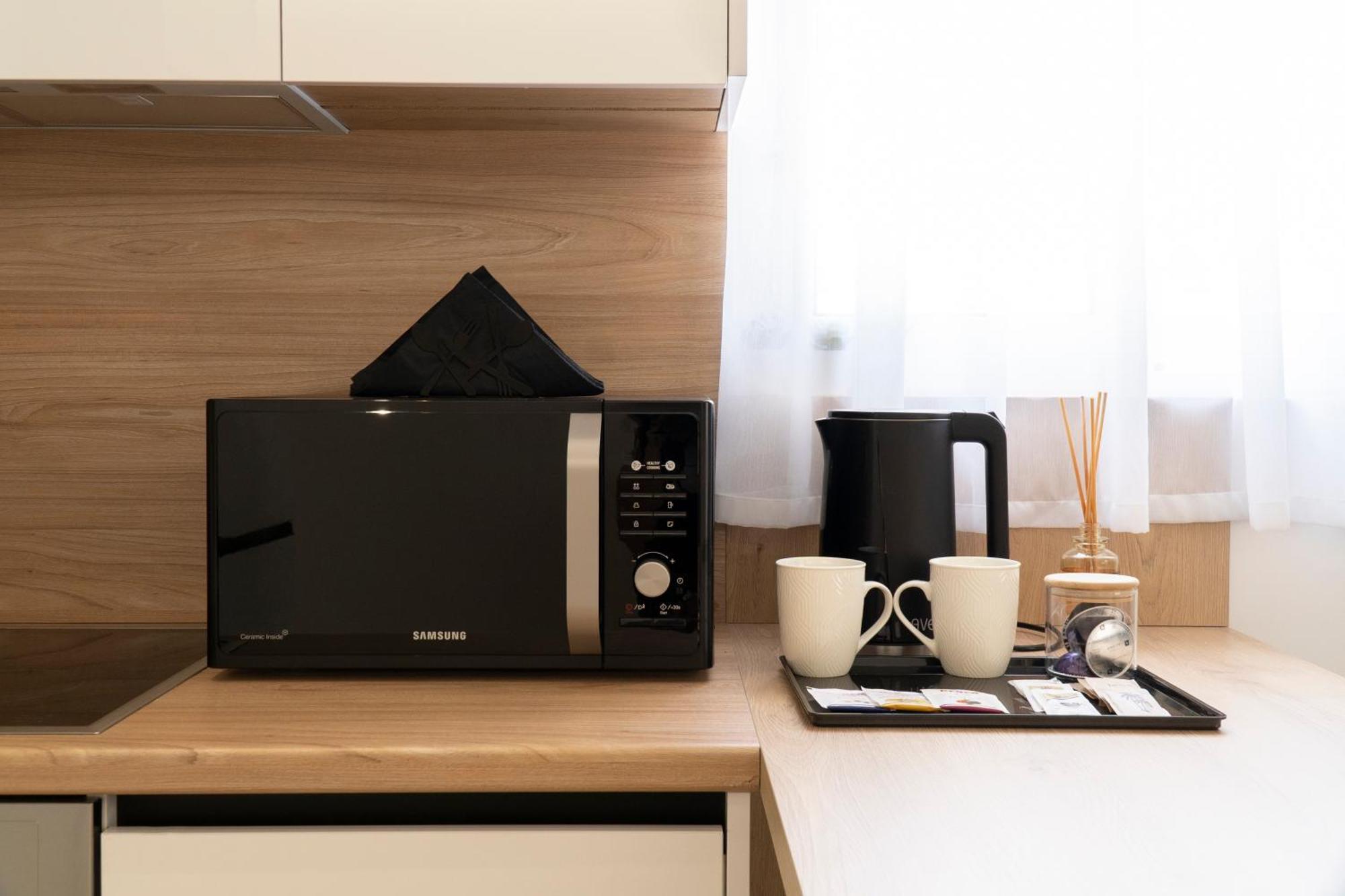 Mateo Apartments Sarandë エクステリア 写真