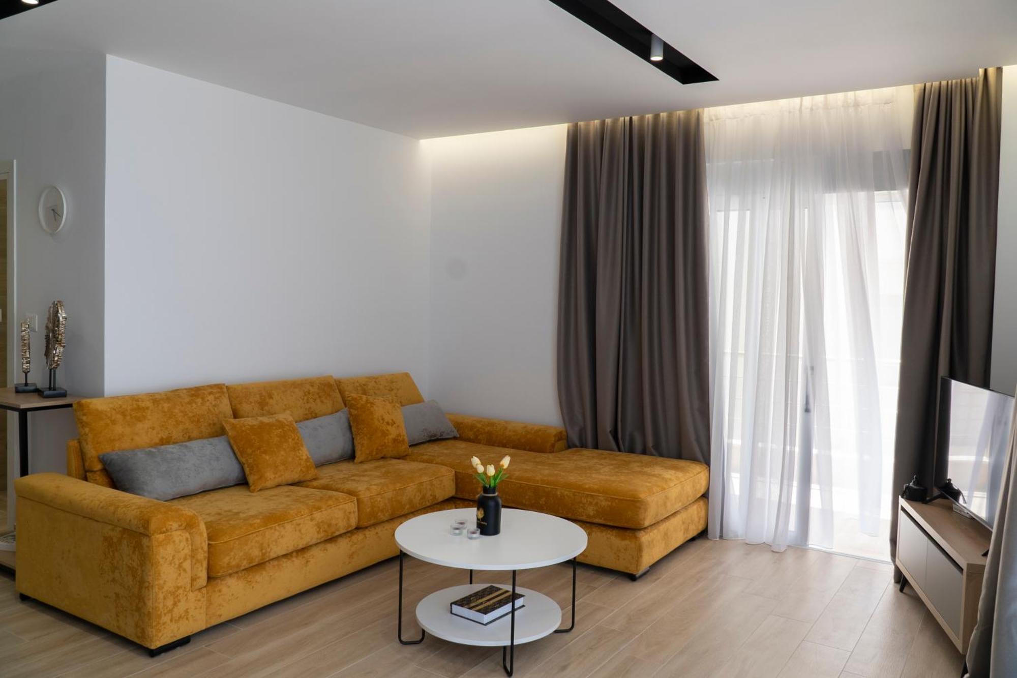 Mateo Apartments Sarandë エクステリア 写真