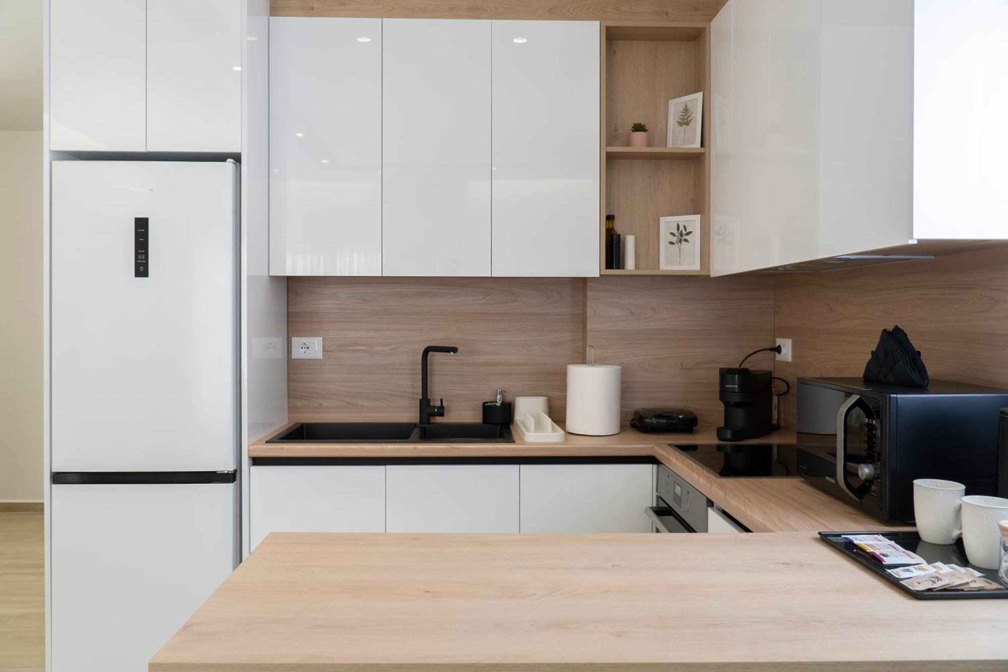 Mateo Apartments Sarandë エクステリア 写真