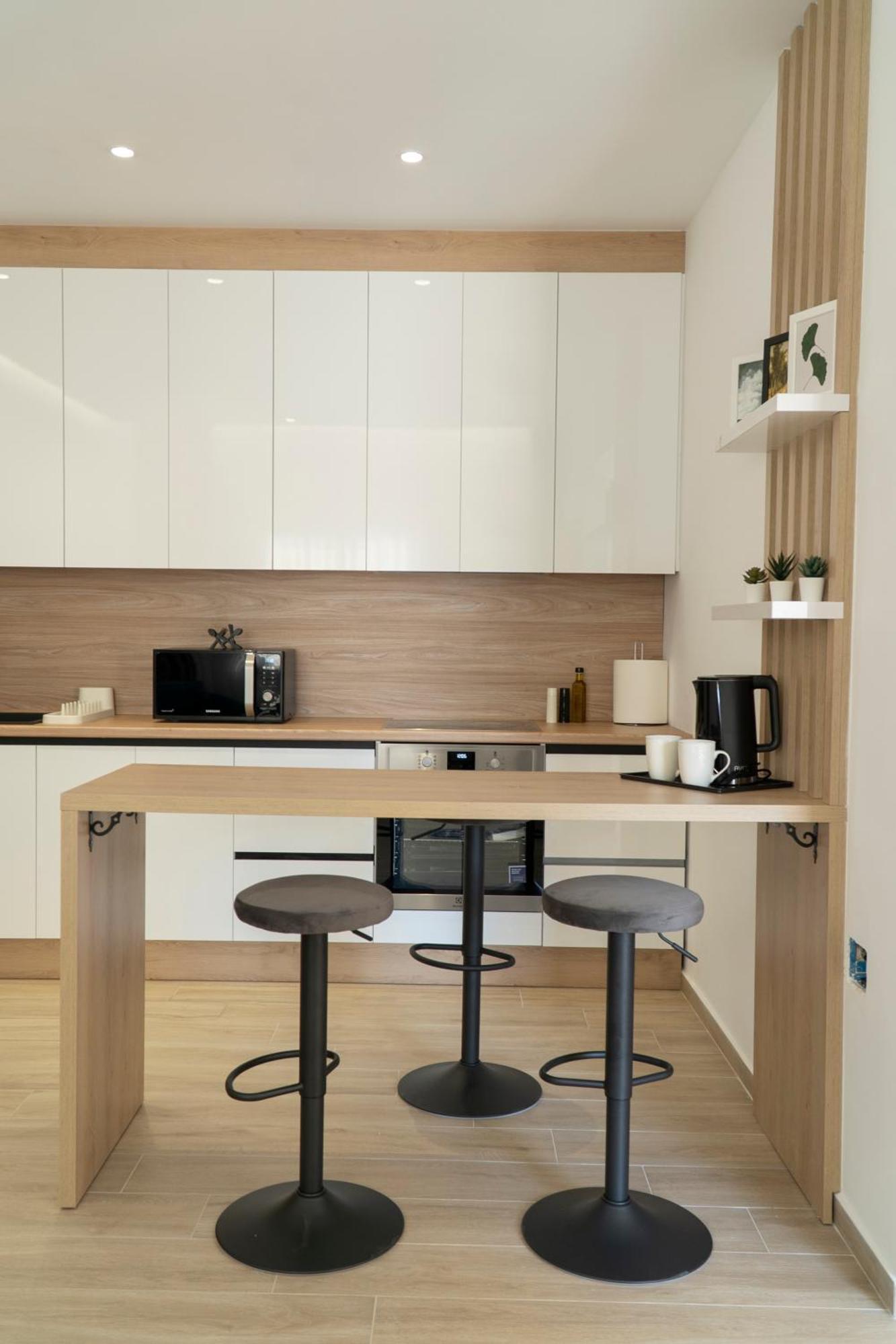 Mateo Apartments Sarandë エクステリア 写真