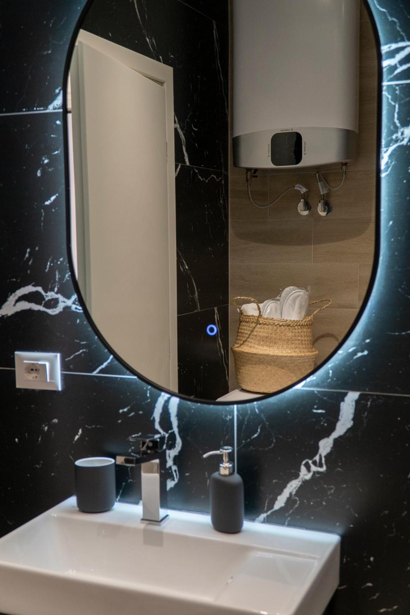 Mateo Apartments Sarandë エクステリア 写真