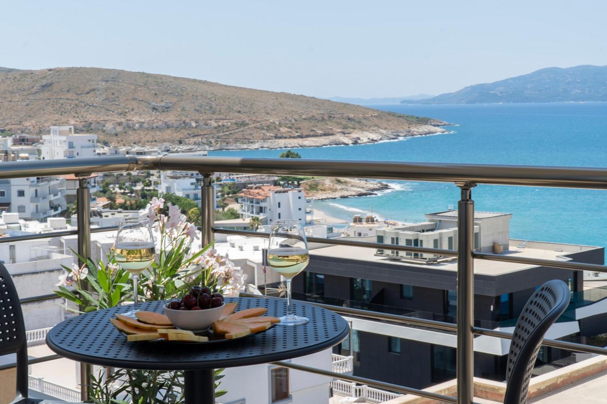 Mateo Apartments Sarandë エクステリア 写真