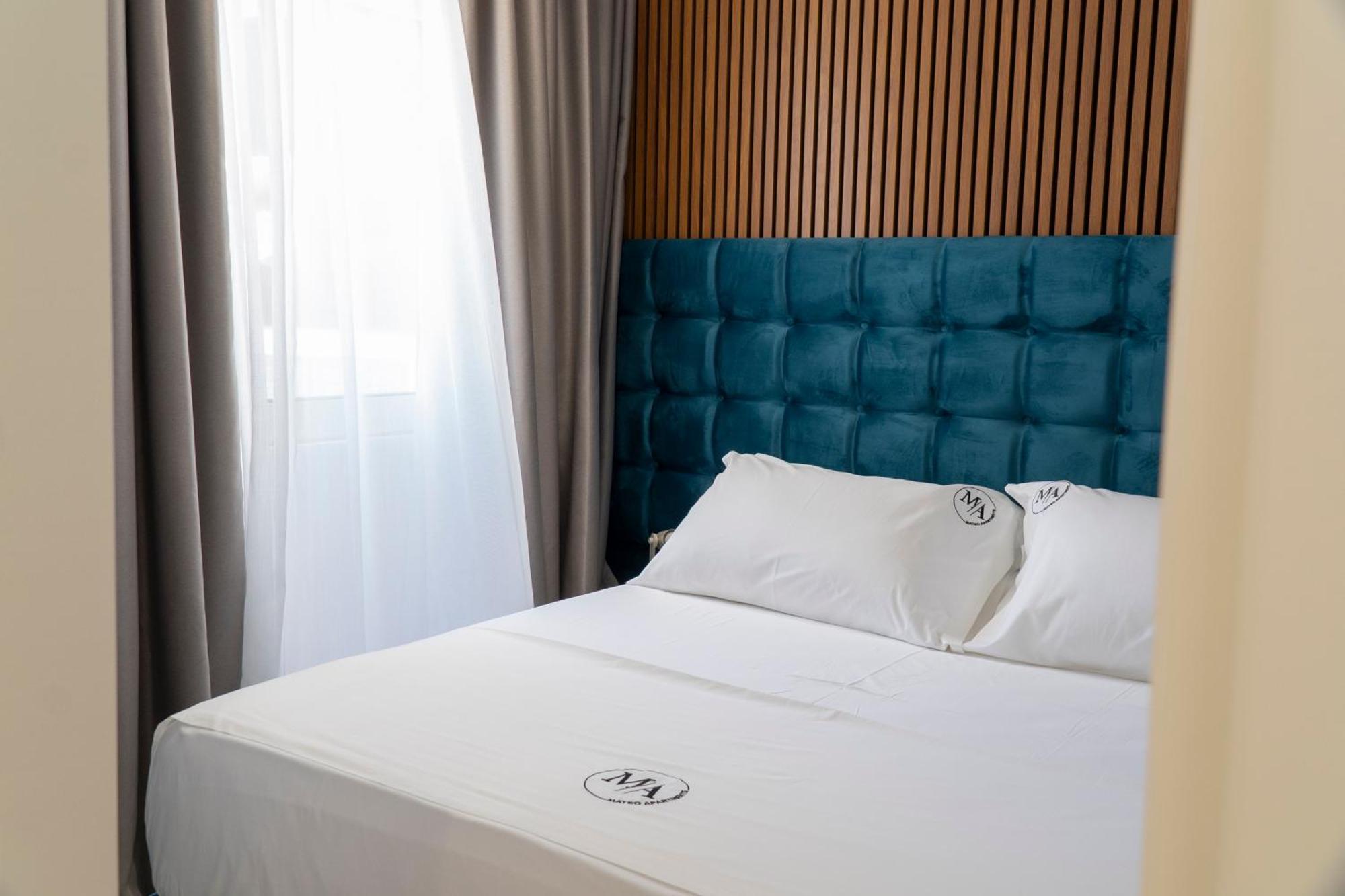 Mateo Apartments Sarandë エクステリア 写真